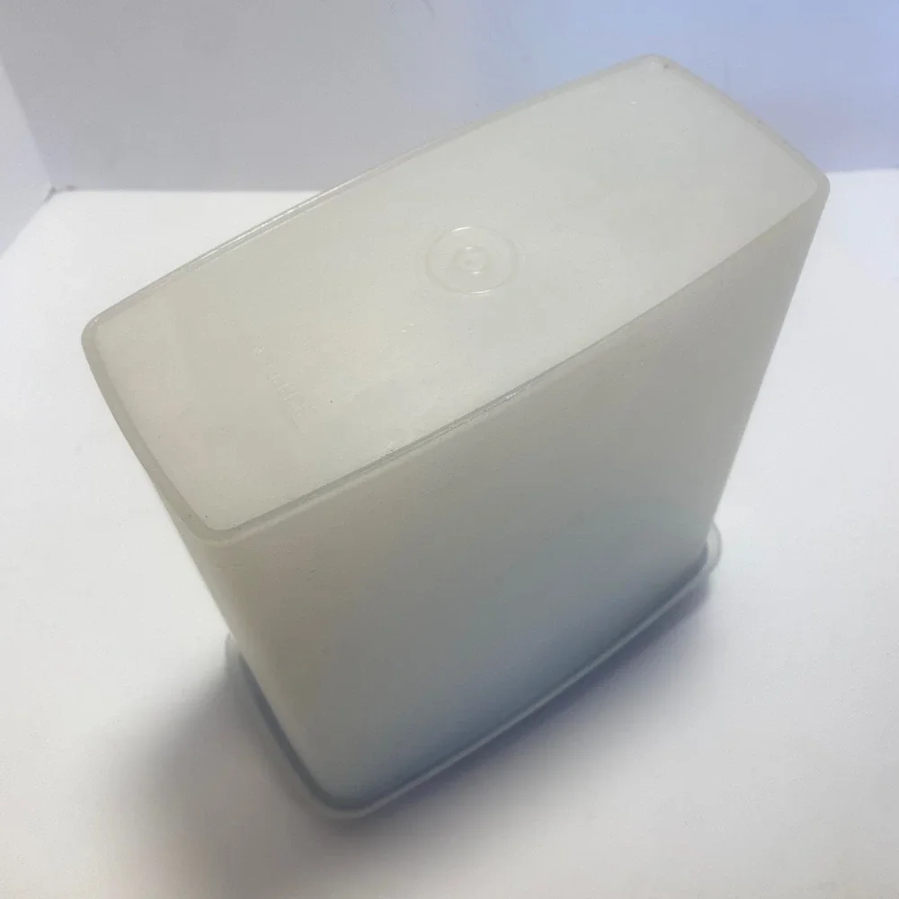 Vintage Tupperware Cereal Keeper Blue Lid Pour Spout Clear USA